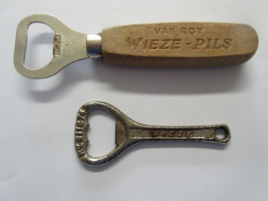 2 Wieze Van Roy flesopener stoppentrekker flessenopener, Verzamelen, Ophalen of Verzenden, Gebruikt, Flesopener, Overige merken