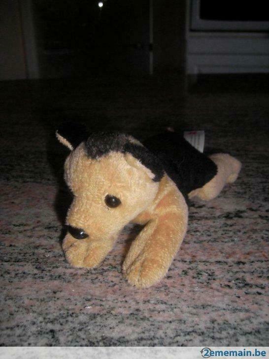 petit chien en peluche nicotoy, etat neuf, Neuf