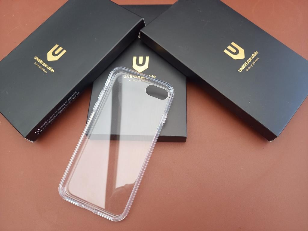 DRIE TRANSPARANTE IPHONE 7 EN 8 HOESJES €8 STUK, Telecommunicatie, Mobiele telefoons | Apple iPhone, Ophalen, Nieuw, IPhone 7