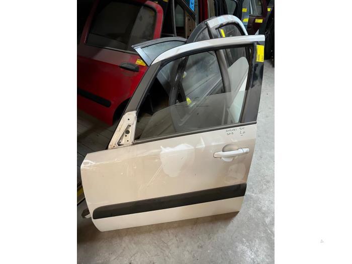 Portière 4portes avant gauche d'un Suzuki SX-4 (ONB), -, 3 mois de garantie, Utilisé, Porte