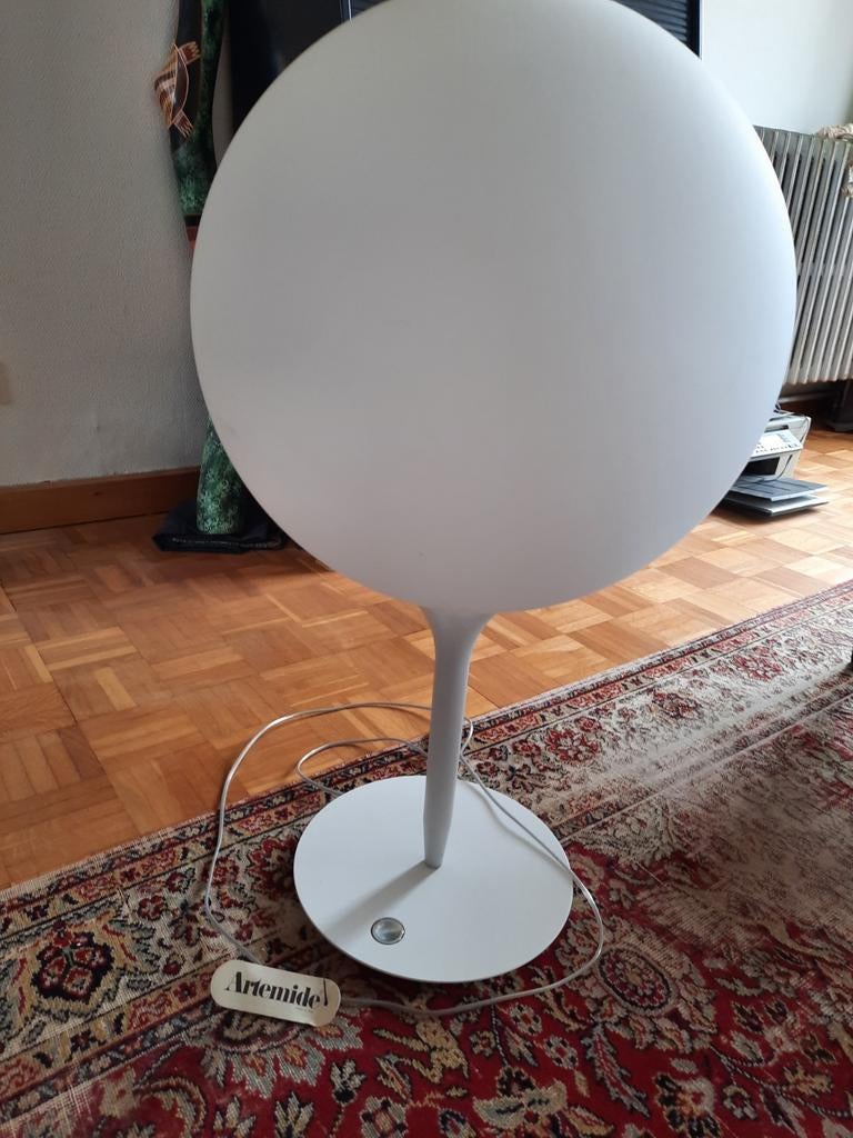 lamp van het merk Artemide, Huis en Inrichting, Ophalen, Zo goed als nieuw