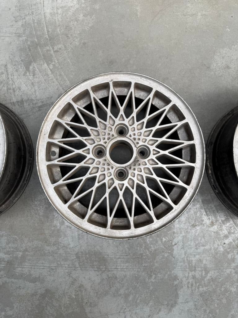 Jantes Porsche 924, Autos : Pièces & Accessoires, Pneus & Jantes, Enlèvement ou Envoi, Jante(s)