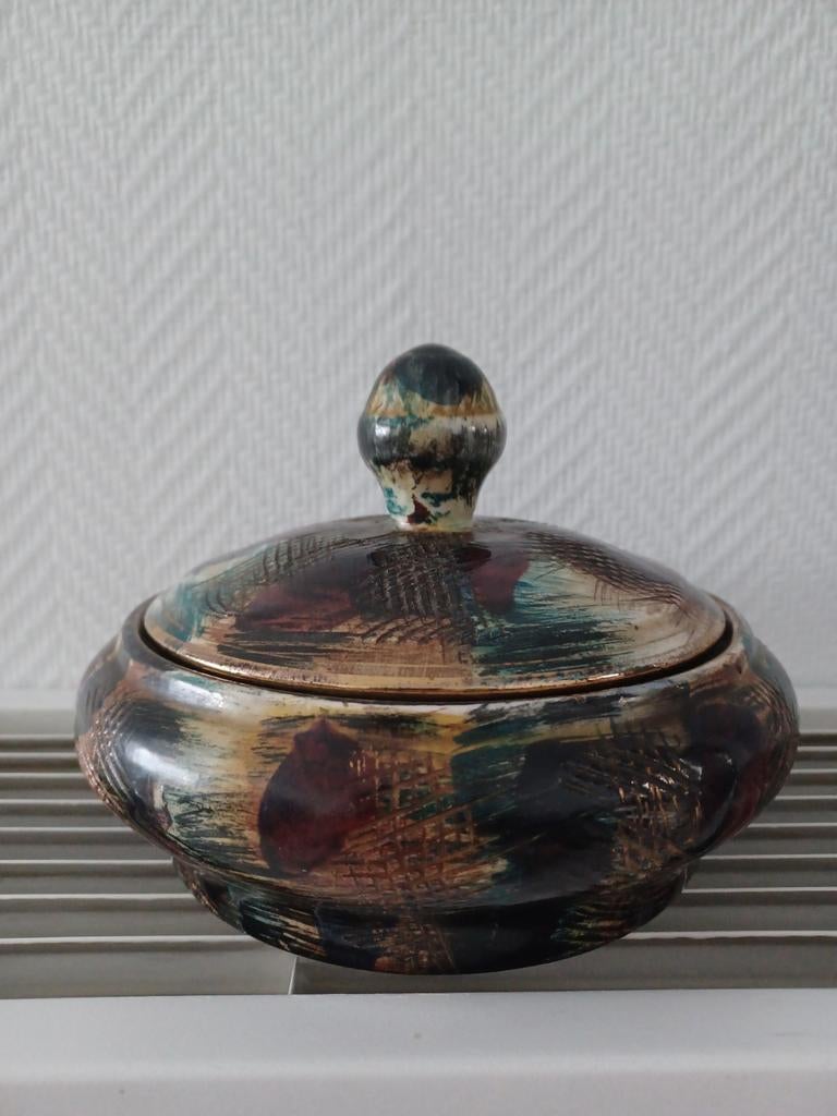 H. Bequet keramiek sier/ bewaarpot, Collections, Porcelaine, Cristal & Couverts, Autres matériaux, Enlèvement ou Envoi
