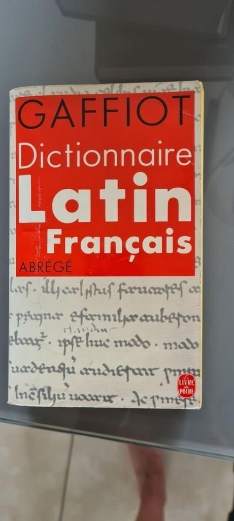 Dictionnaire Latin Français - Gaffiot - 18 cm, Livres, Enlèvement, Comme neuf, Latin