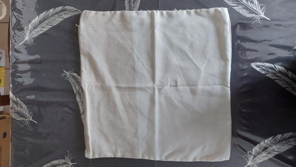 housse de coussin 42 x 42 cm, Enlèvement ou Envoi, Neuf, Beige
