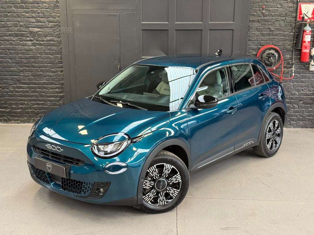 Fiat 600 hybrid #nieuw #pack tech..comfort..style, Autos, Fiat, Achat, Euro 6, Entreprise, 5 portes