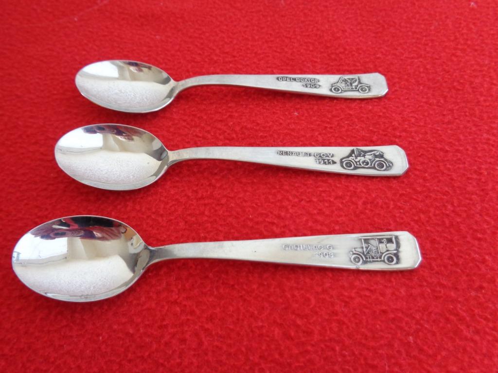3 Petites cuillères souvenir voiture. Vintage., Verzamelen, Overige Verzamelen, Gebruikt, Ophalen of Verzenden