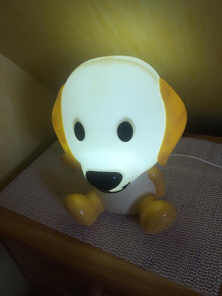 Lampe de chevet pour chambre enfants, Comme neuf