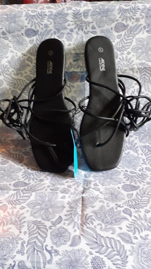 scandale tong claquette avec lacet haut spartiate, Vêtements | Femmes, Chaussures, Neuf, Sandales et Mûles, Noir, Enlèvement ou Envoi