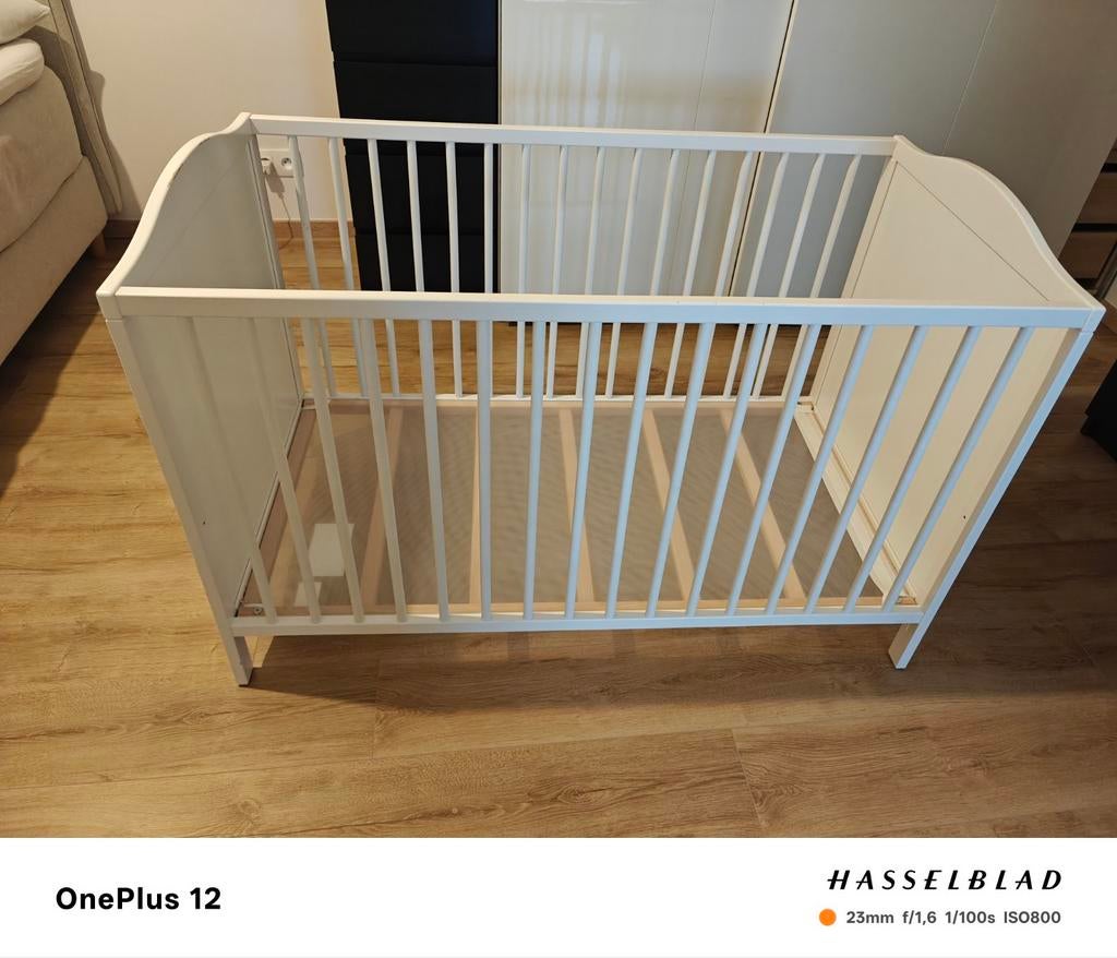 Lit bébé, blanc, 60x120 cm Ikea, Ophalen, Zo goed als nieuw