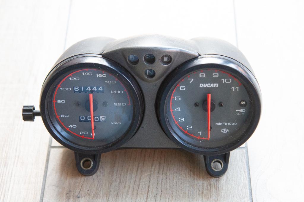 Ducati Monster dashboard, Motoren, Ophalen, Gebruikt