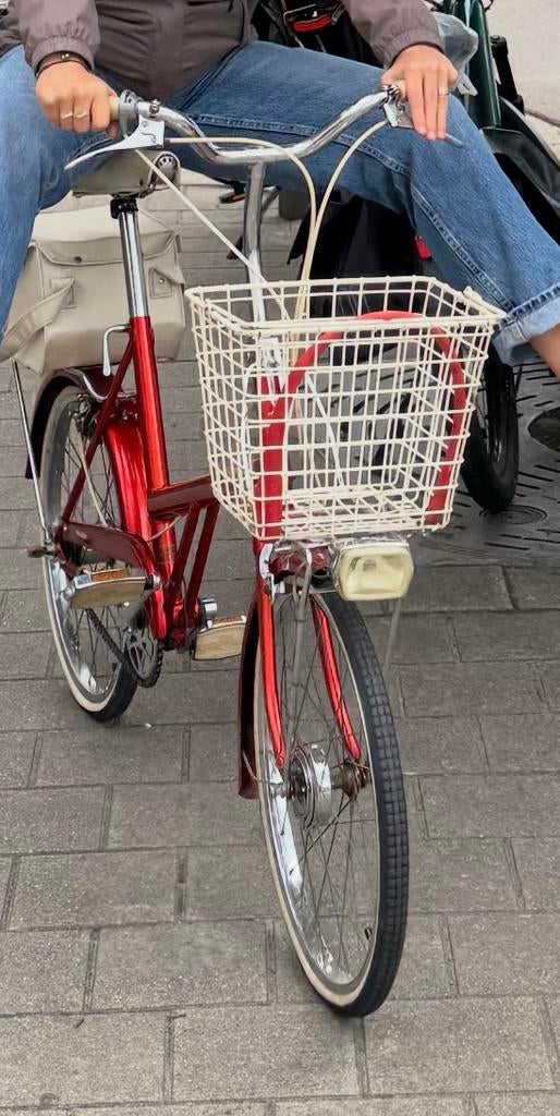 Raleigh twinty, alleen de rode te koop, Fietsen en Brommers, Ophalen of Verzenden, Zo goed als nieuw