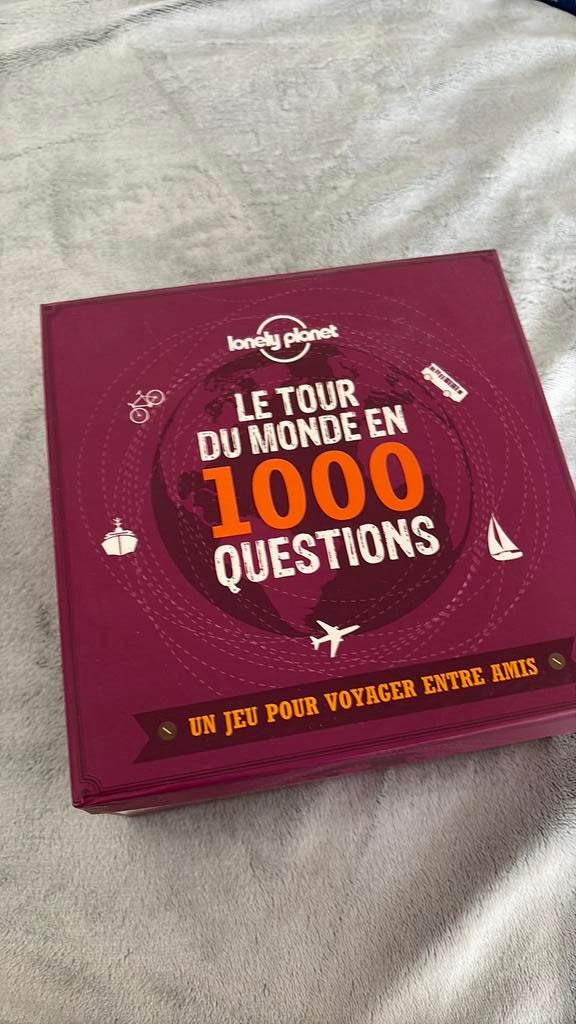 Le tour du monde en 1000 questions, Ophalen of Verzenden, Zo goed als nieuw