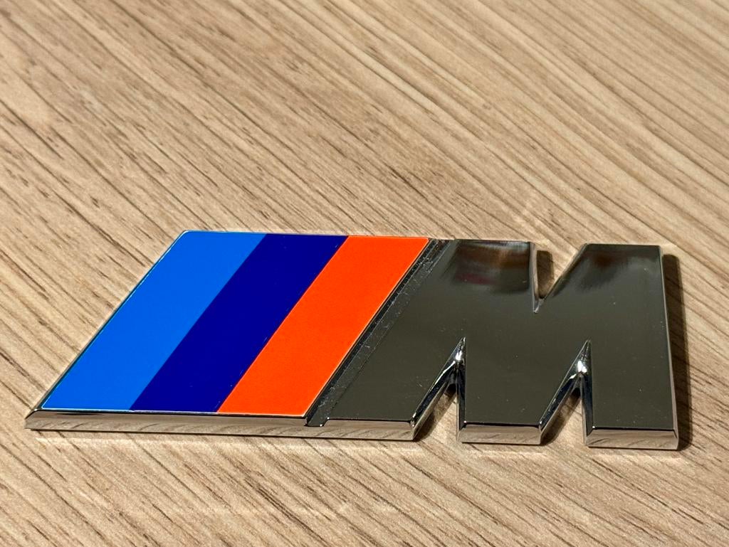 M Logo BMW, Ophalen
