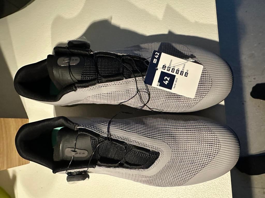 Fietsschoenen VAN RYSEL NCR air grijs, Neuf, Femmes, Chaussures, Enlèvement