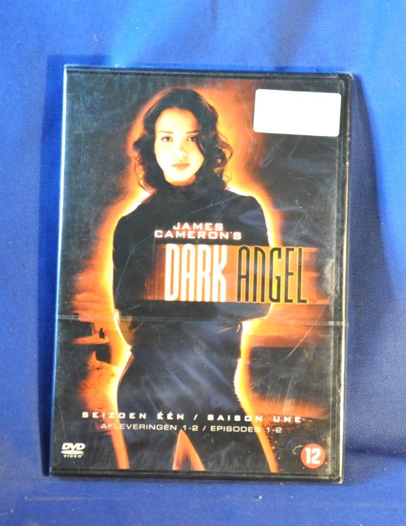 dvd dark angel neuf (0115), Cd's en Dvd's, Vanaf 12 jaar, Ophalen of Verzenden, Nieuw in verpakking, Science Fiction