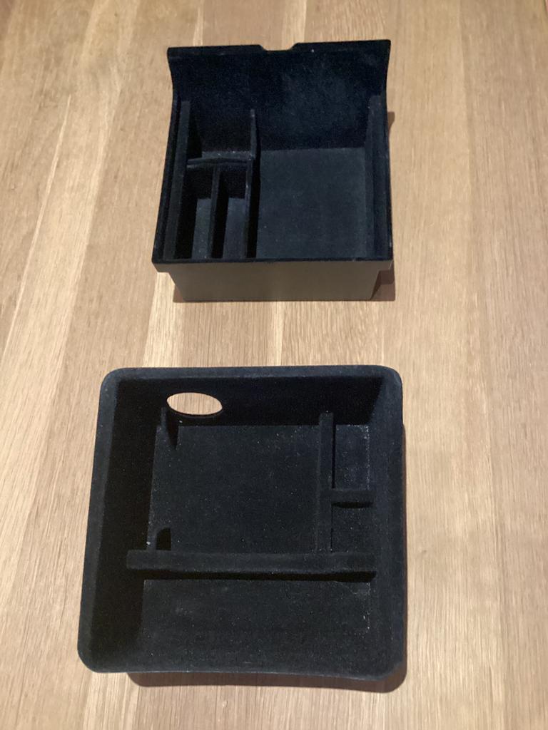 Organizerset voor Tesla model y in nieuwstaat, Auto diversen, Auto-accessoires, Ophalen of Verzenden, Zo goed als nieuw