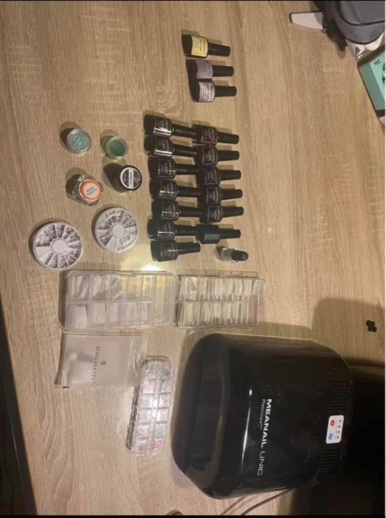 Beginners nagelset, Ophalen, Zo goed als nieuw