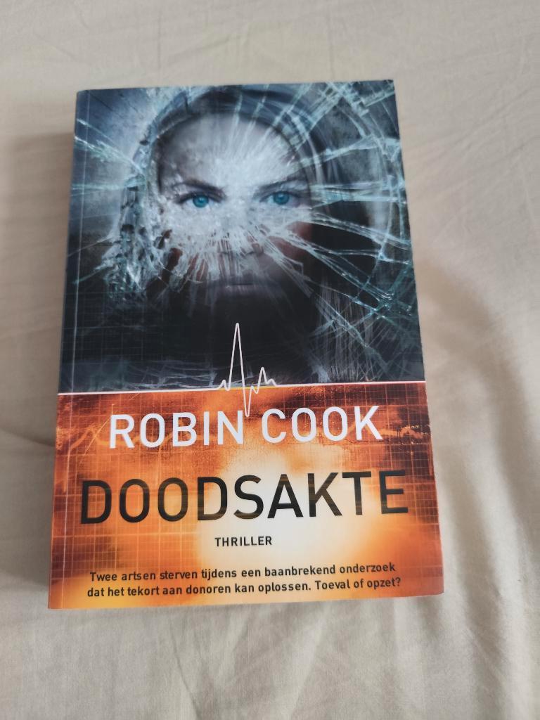 Robin Cook     Doodsakte, Boeken, Ophalen of Verzenden, Zo goed als nieuw, Robin cook