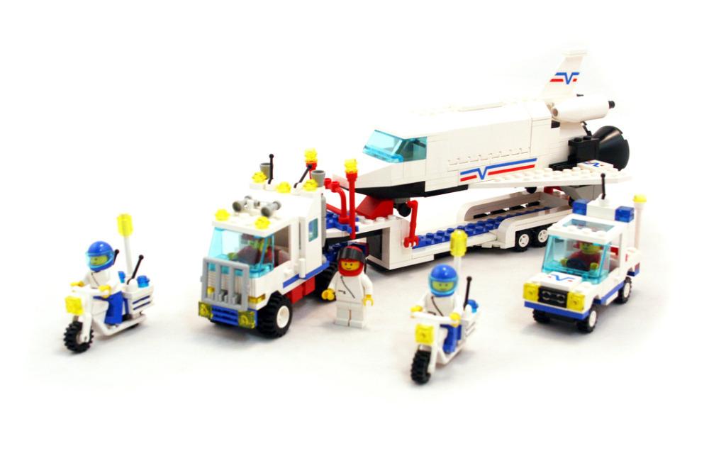 LEGO Classic Town Airport 6346 Shuttle Launching Crew, Kinderen en Baby's, Speelgoed | Duplo en Lego, Ophalen of Verzenden, Zo goed als nieuw