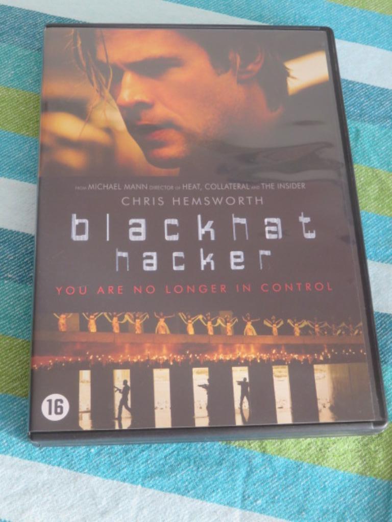 DVD: Blackhat Hacker - Chris Hemsworth - Viola Davis, CD & DVD, DVD | Thrillers & Policiers, Comme neuf, Thriller d'action, À partir de 16 ans