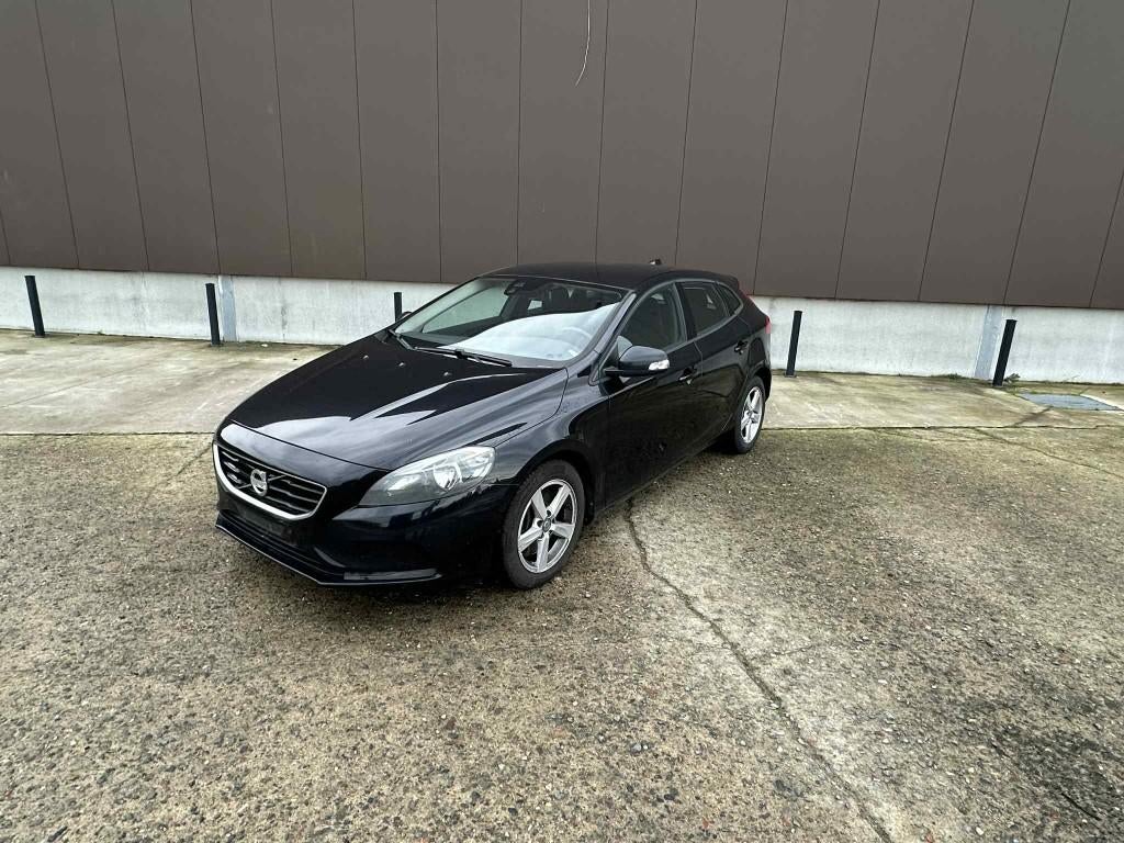 Volvo V40 - D3 (150pk), Autos, Euro 5, Achat, Boîte manuelle, Noir