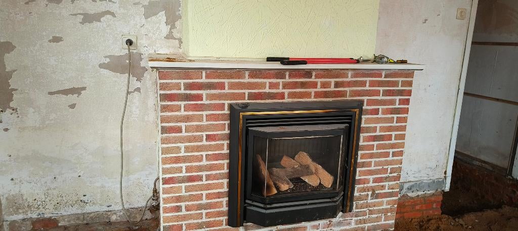 poêle à bois encastré à vendre, Enlèvement, Utilisé