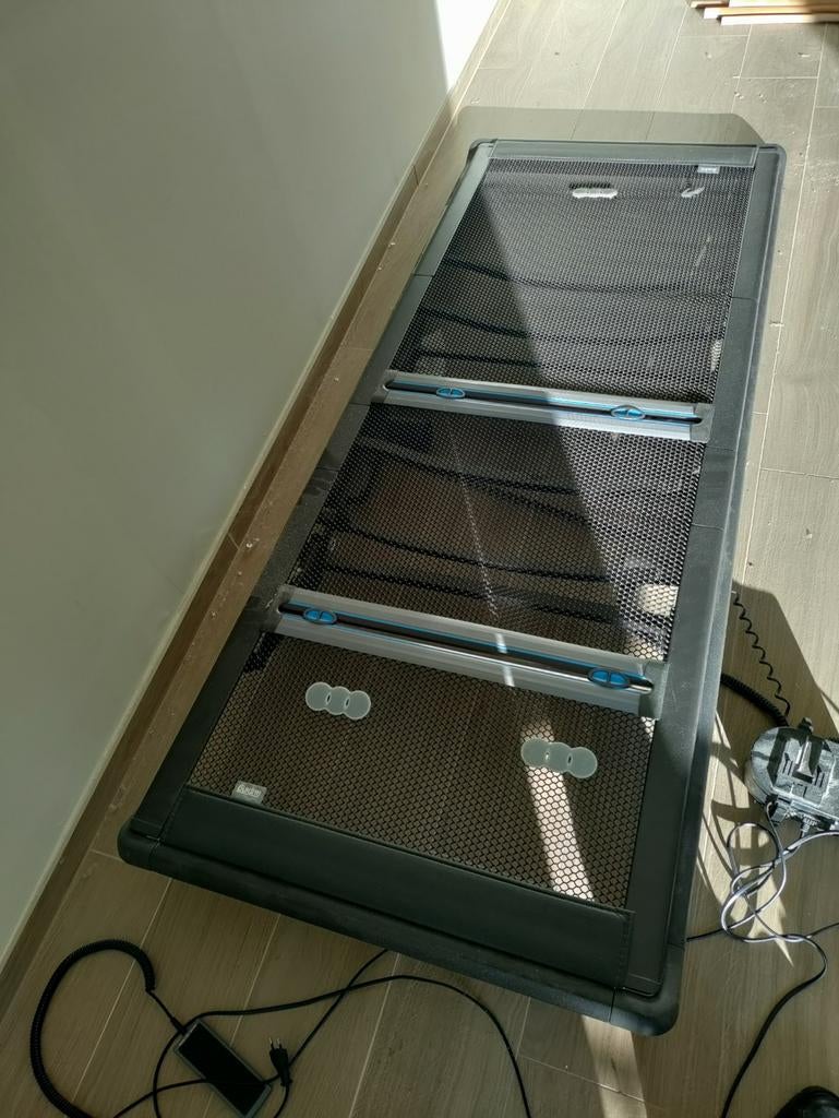 Elektrisch verstelbare bedbodem Auping, Ophalen, Zo goed als nieuw