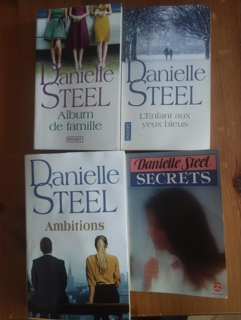 Lot de 4 Danielle Steel, Boeken, Ophalen of Verzenden