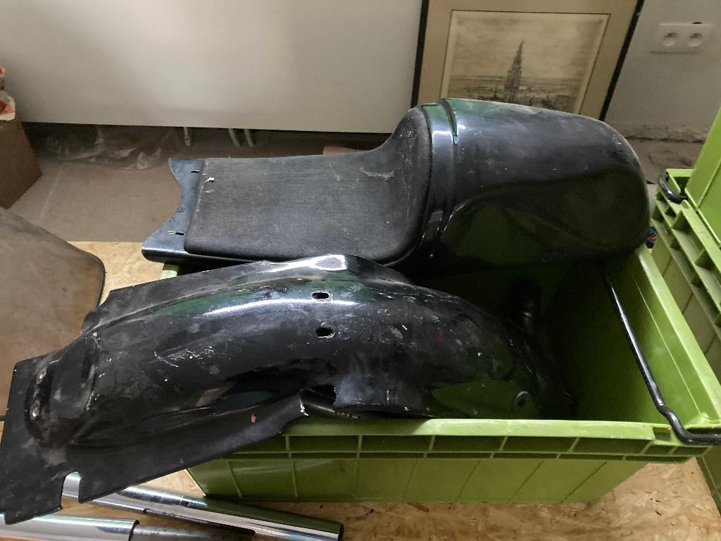 ducati 900 ss polyester zadel en spatbord, Motoren, Ophalen of Verzenden