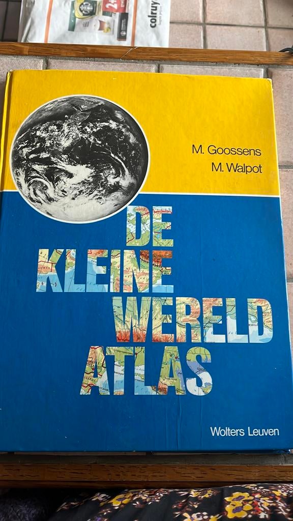 De kleine wereldatlas  Goossens -Walpot, Boeken, Gelezen, Overige atlassen, Ophalen of Verzenden, 1800 tot 2000