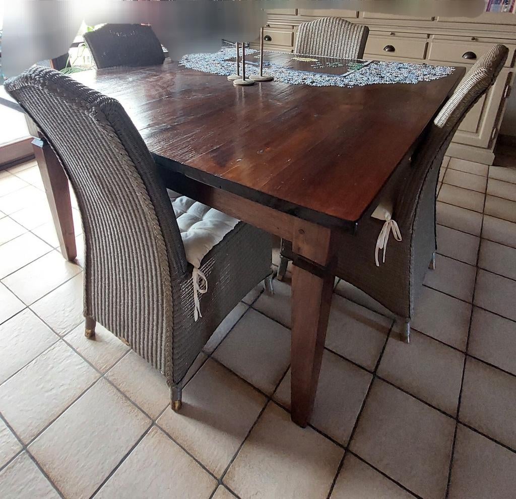 Volhouten bruine eetkamertafel met stoelen, Ophalen, Zo goed als nieuw
