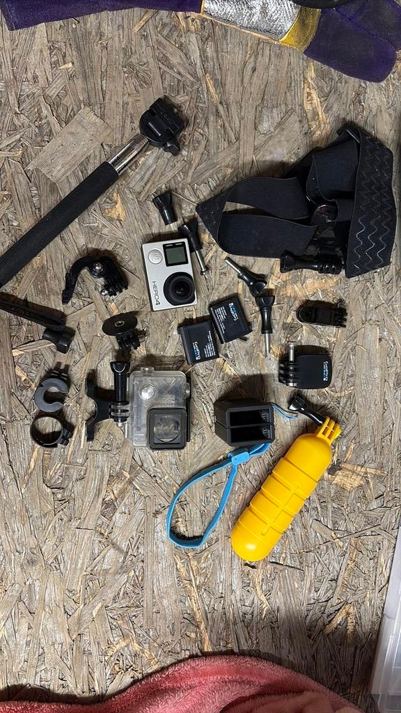 Gopro hero 4 met acessoires, Ophalen, Zo goed als nieuw, GoPro