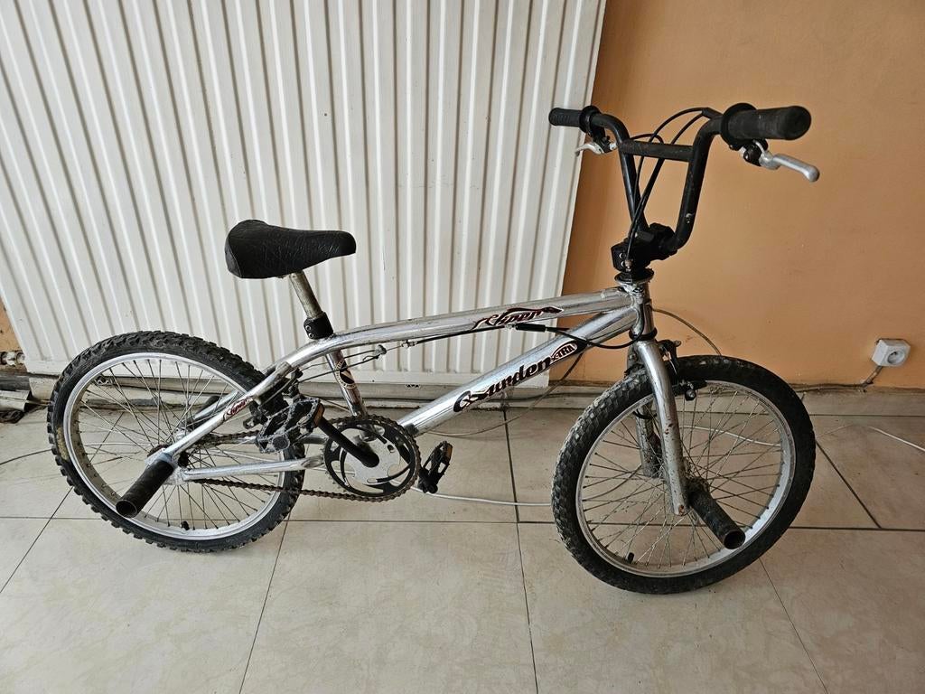 Bmx à retaper, Vélos & Vélomoteurs, Enlèvement, Comme neuf