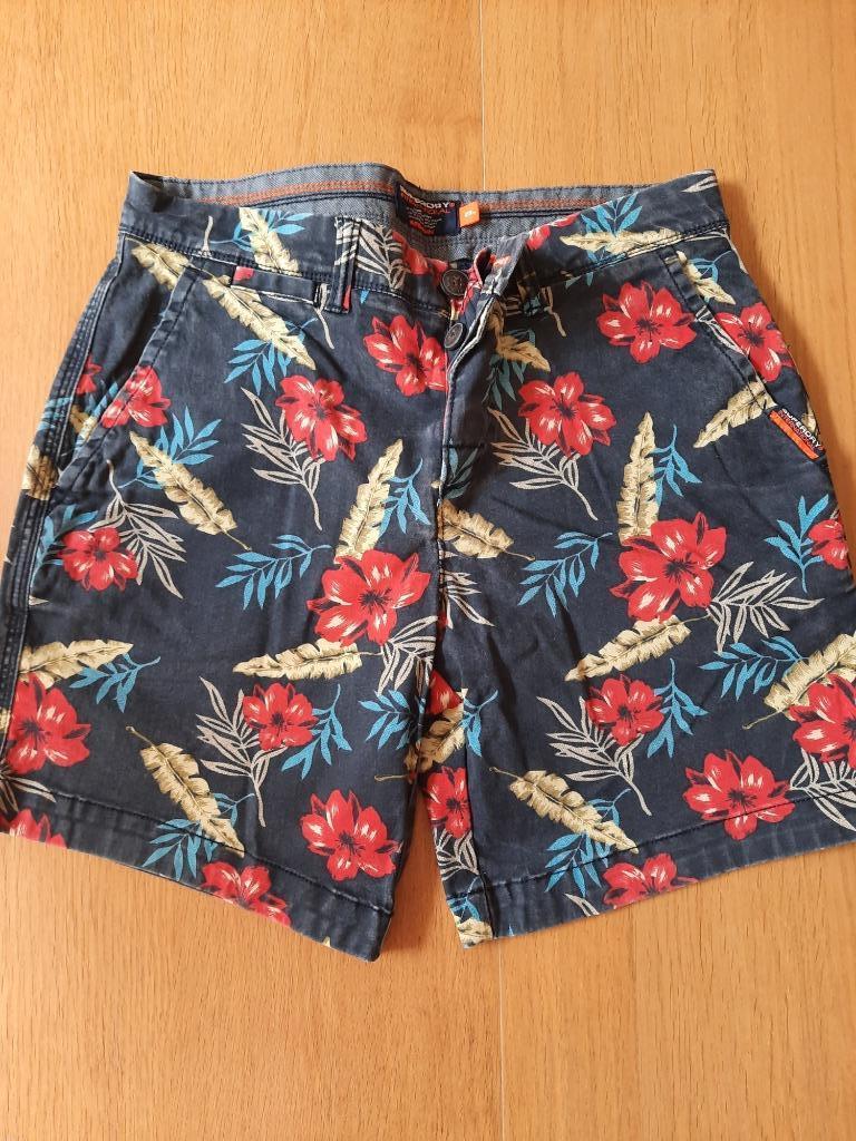 Bermuda superdry taille 29, Kleding | Heren, Broeken en Pantalons, Ophalen, Zo goed als nieuw, Superdry