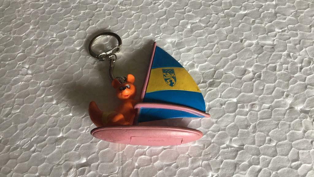 Porte-clés Walibi (w6), Collections, Porte-clés, Enlèvement ou Envoi, Utilisé, Peluche ou Figurine