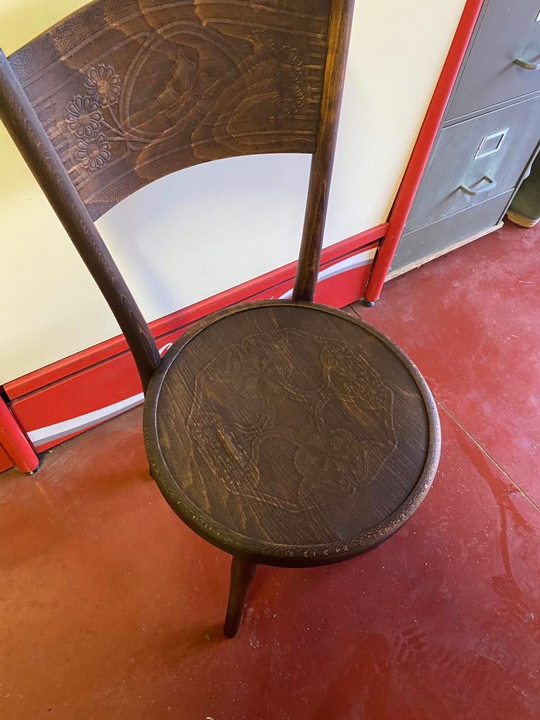 Thonet stoel antiek, Ophalen