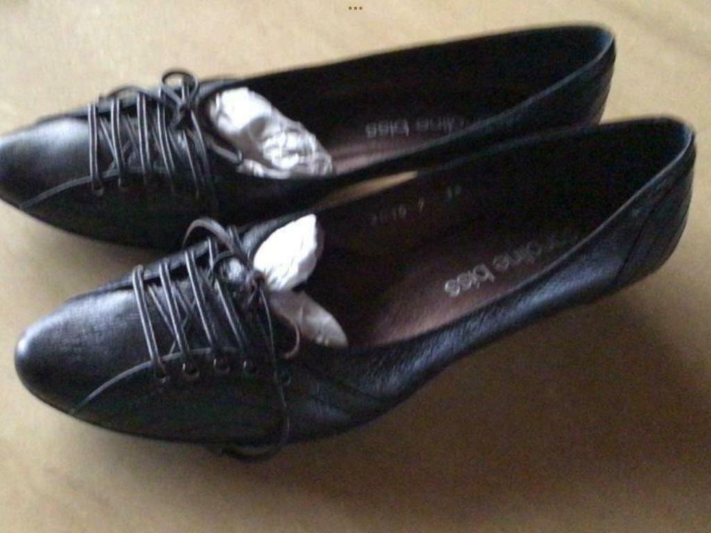 Carline Biss schoenen mt 38, Kleding | Dames, Zwart, Dansschoenen, Ophalen of Verzenden, Gedragen