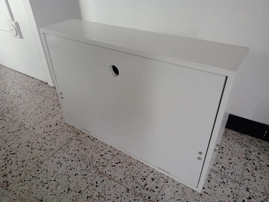 Wandbureau, Ophalen, Zo goed als nieuw