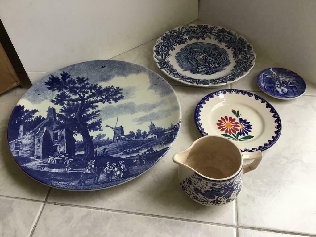 5 porseleinen blauw wit Boch/ Dragon /Old Chelsea/Quimper, Antiek en Kunst, Ophalen of Verzenden