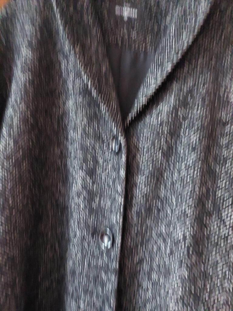 Wollen damesmantel maat 46-48, Kleding | Dames, Jassen | Winter, Zo goed als nieuw, Maat 46/48 (XL) of groter, Zwart, Ophalen of Verzenden