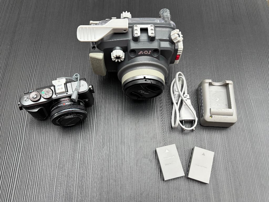 Olympus PEN E-PL10 zwart met 14-42 EZ en onderwaterhuis, Audio, Tv en Foto, Fotocamera's Digitaal, Zo goed als nieuw, Compact