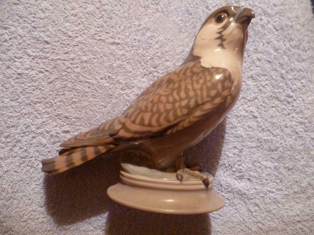 Bing & Grondahl, Dahl Jensen, dierenfiguur, Havik N°1666, Verzenden