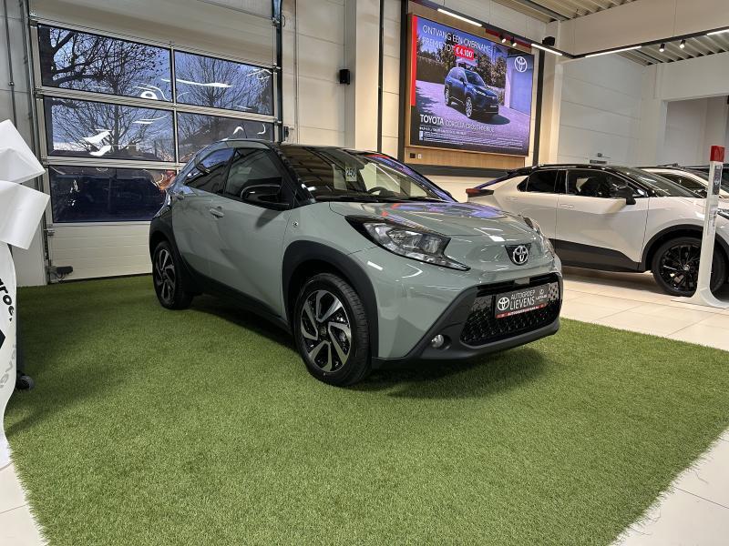 Toyota Aygo X 1.0 MT BENZ PULSE, Achat, 998 cm³, Euro 6, 110 g/km