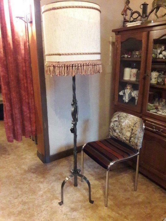 2 lampadaires sur pieds ., Enlèvement, Utilisé, Métal, 150 à 200 cm
