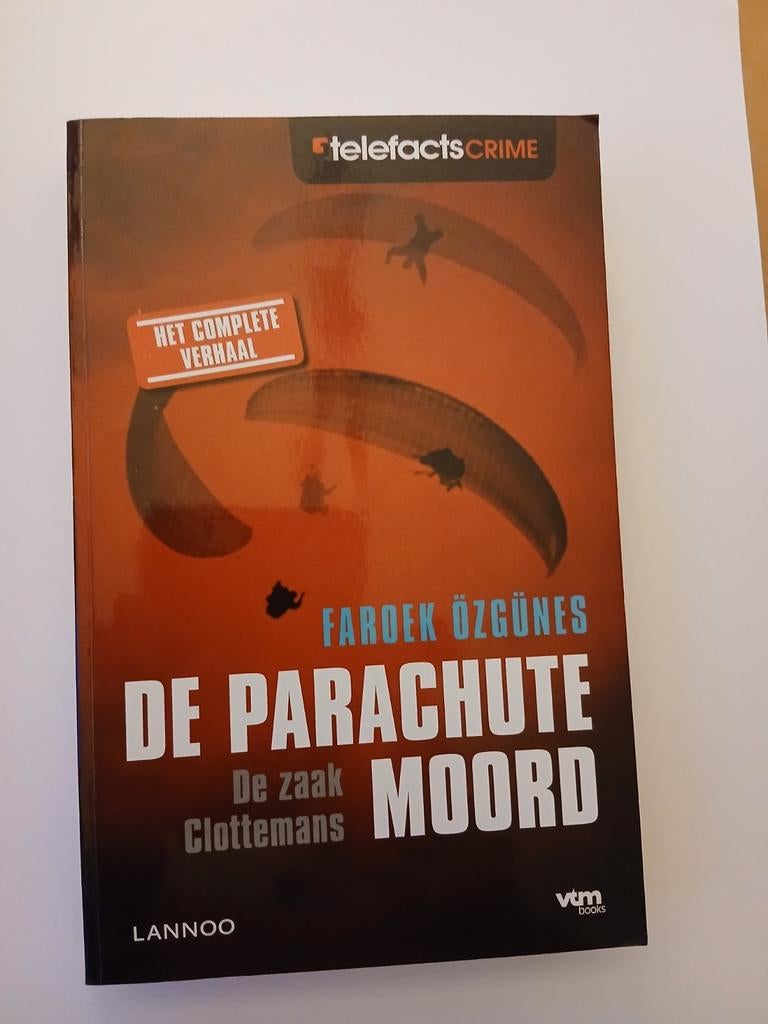 Faroek Özgünes - De parachutemoord, Ophalen of Verzenden, Faroek Özgünes