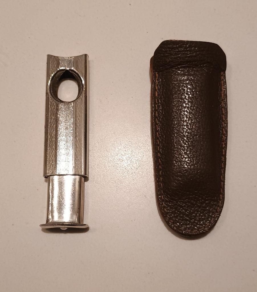 Vintage sigarenknipper met lederen etui in zakformaat, Verzamelen, Ophalen