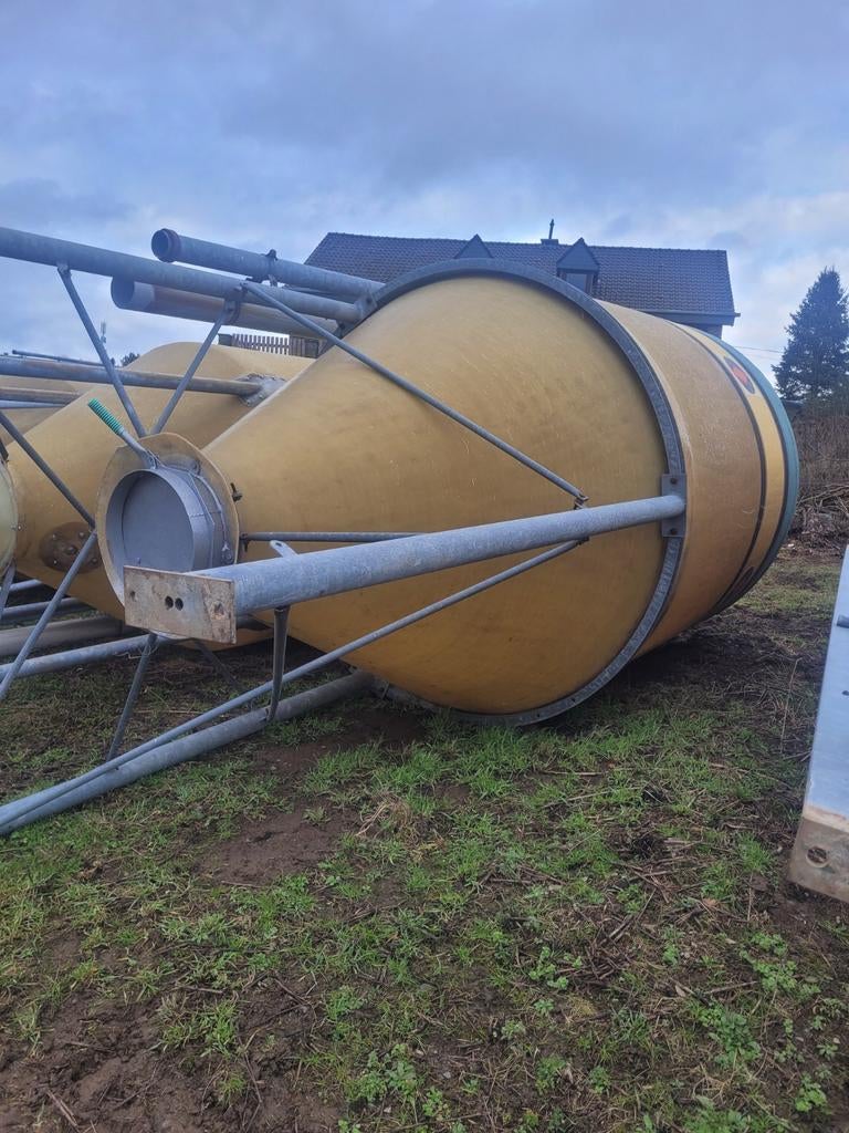 Silos polyestér: 7 tonnes., Ophalen of Verzenden, Gebruikt