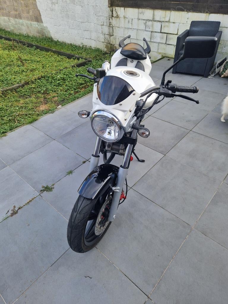 Moto 125cc hyosung comet, Motoren, Particulier