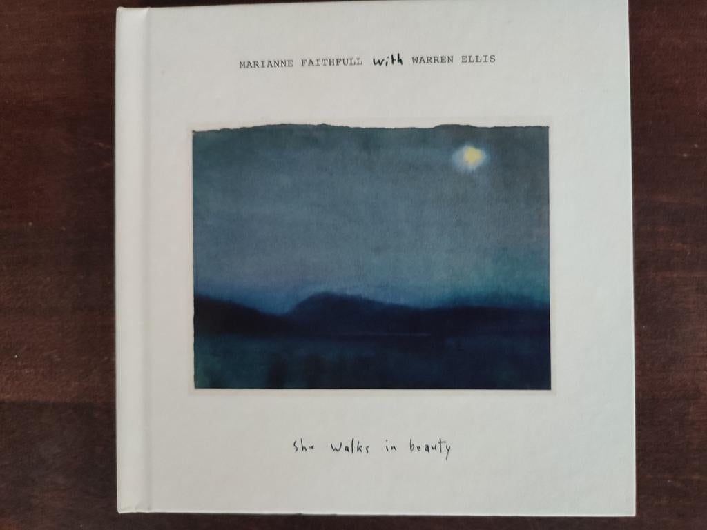 Édition CD Deluxe : MARIANNE FAITHFULL/W.ELLIS - SHE WALKS I, Enlèvement ou Envoi, Comme neuf